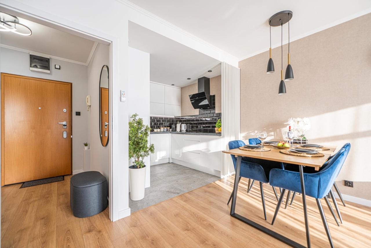 Apartment 24H With Free Garage And Ac Jagielly 5 วรอตซวาฟ ภายนอก รูปภาพ