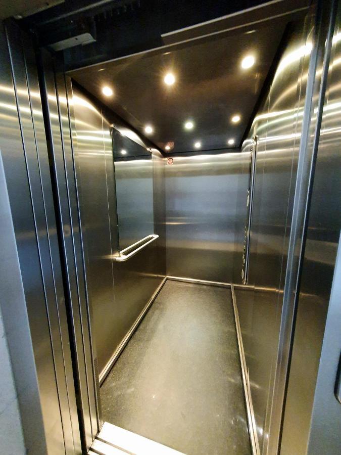 Apartment 24H With Free Garage And Ac Jagielly 5 วรอตซวาฟ ภายนอก รูปภาพ